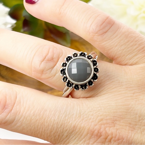 Pandora Jewelry - Pandora Wanda’s Garden II Floral Elegance Grey Moonstone 925 Ring Size 6.75 or 7